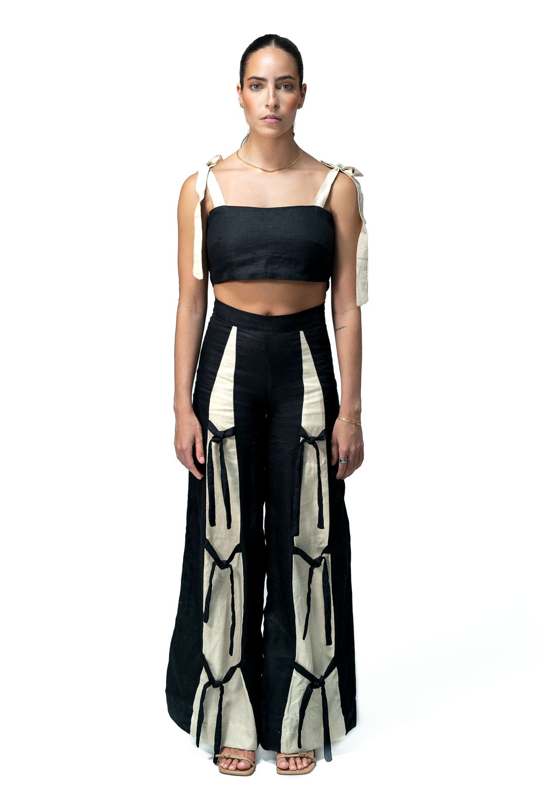 Nassau Two Piece Set Black Beige