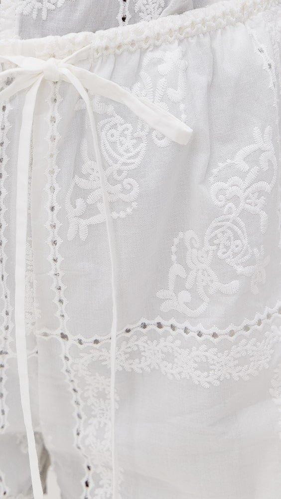 Kian Short White