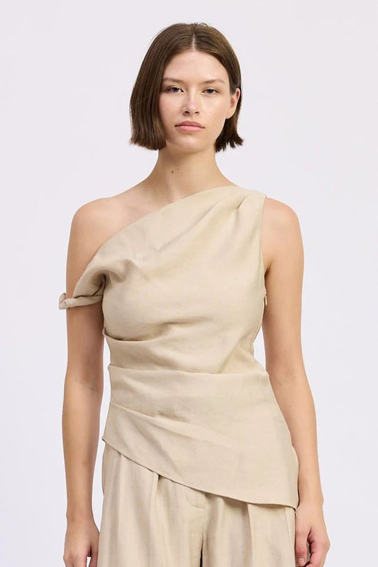 Judith Top