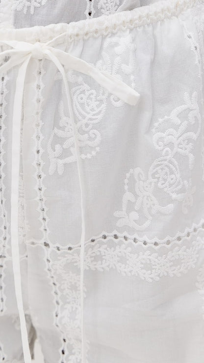 Kian Short White